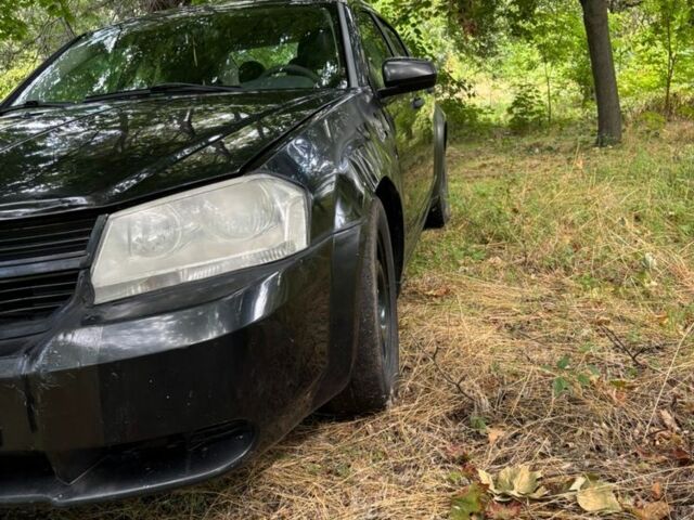 Черный Додж Авенджер, объемом двигателя 2 л и пробегом 200 тыс. км за 2350 $, фото 1 на Automoto.ua