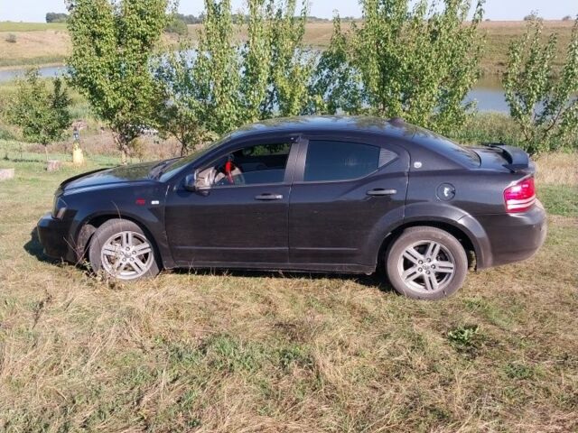Чорний Додж Avenger, об'ємом двигуна 2 л та пробігом 260 тис. км за 5700 $, фото 1 на Automoto.ua