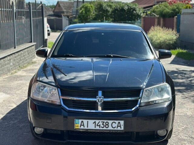 Черный Додж Авенджер, объемом двигателя 2.5 л и пробегом 175 тыс. км за 6200 $, фото 1 на Automoto.ua