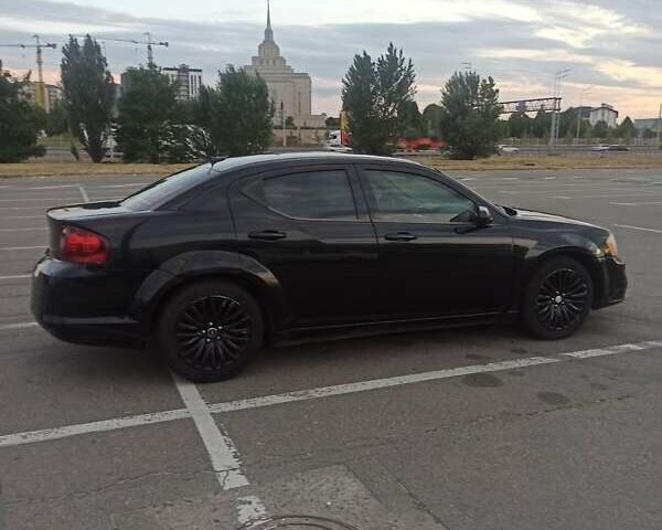 Черный Додж Авенджер, объемом двигателя 2.4 л и пробегом 220 тыс. км за 5700 $, фото 1 на Automoto.ua