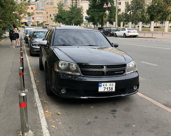 Черный Додж Авенджер, объемом двигателя 3.61 л и пробегом 170 тыс. км за 9000 $, фото 1 на Automoto.ua