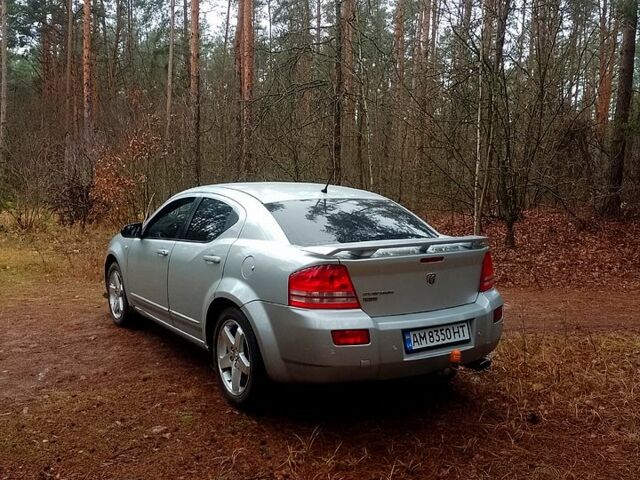 Серый Додж Авенджер, объемом двигателя 2 л и пробегом 200 тыс. км за 4200 $, фото 1 на Automoto.ua