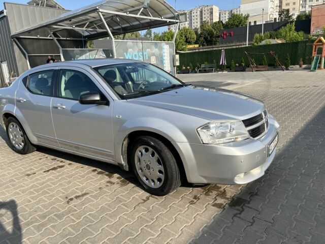Сірий Додж Avenger, об'ємом двигуна 2 л та пробігом 96 тис. км за 4400 $, фото 1 на Automoto.ua