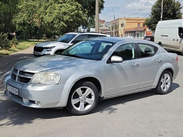 Сірий Додж Avenger, об'ємом двигуна 2 л та пробігом 219 тис. км за 5000 $, фото 1 на Automoto.ua