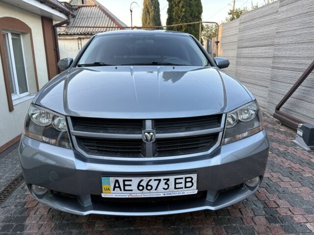 Серый Додж Авенджер, объемом двигателя 2 л и пробегом 209 тыс. км за 5220 $, фото 1 на Automoto.ua