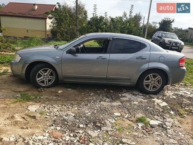 Сірий Додж Avenger, об'ємом двигуна 2.4 л та пробігом 240 тис. км за 3500 $, фото 1 на Automoto.ua