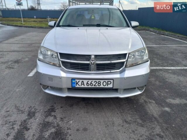 Сірий Додж Avenger, об'ємом двигуна 2.36 л та пробігом 206 тис. км за 5950 $, фото 1 на Automoto.ua