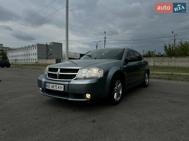 Сірий Додж Avenger, об'ємом двигуна 2.4 л та пробігом 216 тис. км за 6000 $, фото 1 на Automoto.ua