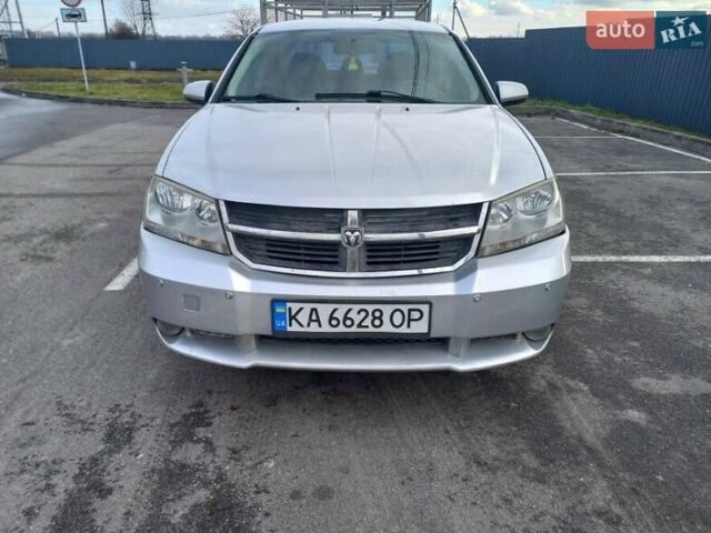 Серый Додж Авенджер, объемом двигателя 2.36 л и пробегом 206 тыс. км за 5950 $, фото 1 на Automoto.ua