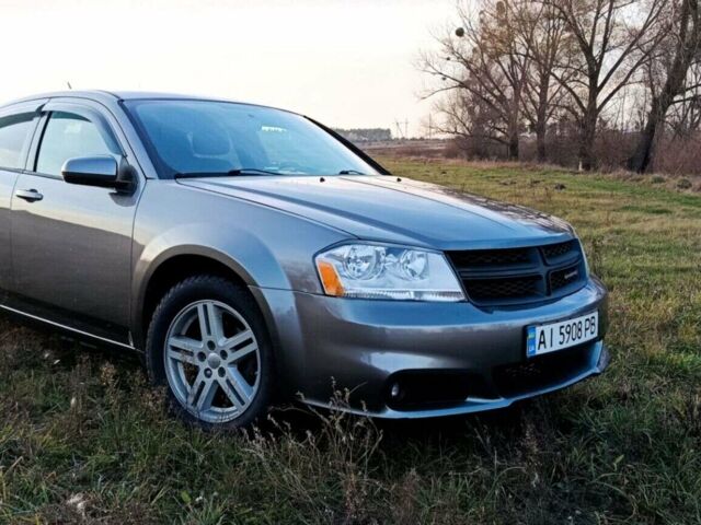 Серый Додж Авенджер, объемом двигателя 2.4 л и пробегом 116 тыс. км за 7999 $, фото 1 на Automoto.ua