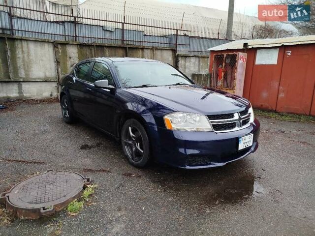 Синий Додж Авенджер, объемом двигателя 2.4 л и пробегом 115 тыс. км за 7800 $, фото 1 на Automoto.ua