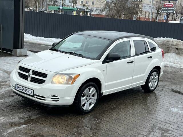 Белый Додж Калибер, объемом двигателя 2 л и пробегом 368 тыс. км за 4750 $, фото 1 на Automoto.ua