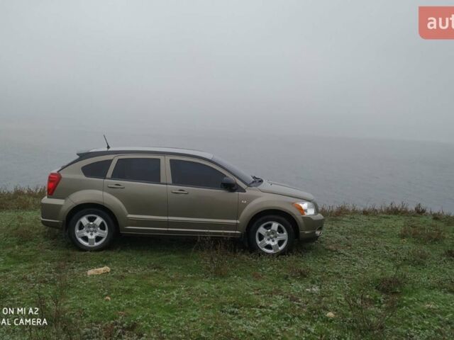 Бежевий Додж Caliber, об'ємом двигуна 2 л та пробігом 143 тис. км за 9500 $, фото 1 на Automoto.ua