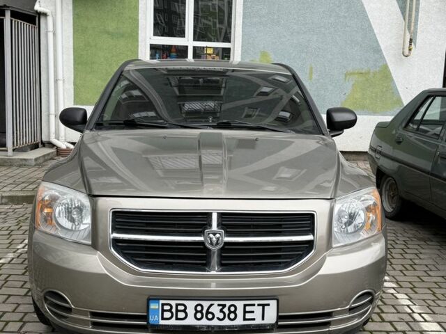 Бежевый Додж Калибер, объемом двигателя 2 л и пробегом 180 тыс. км за 4500 $, фото 1 на Automoto.ua