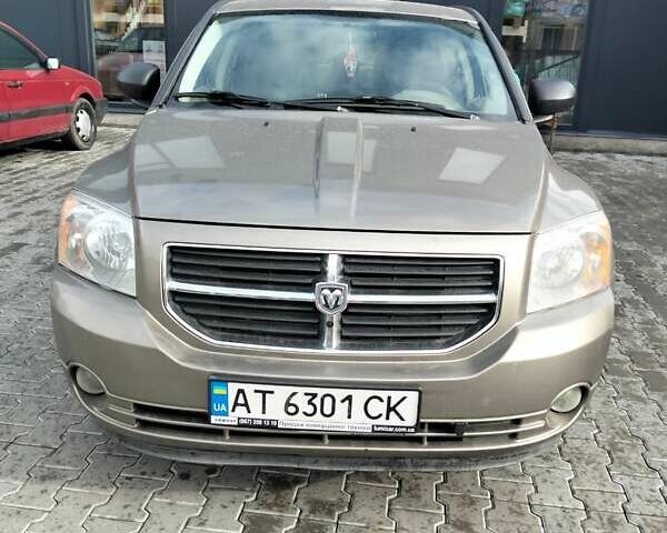 Бежевый Додж Калибер, объемом двигателя 1.96 л и пробегом 472 тыс. км за 7000 $, фото 1 на Automoto.ua