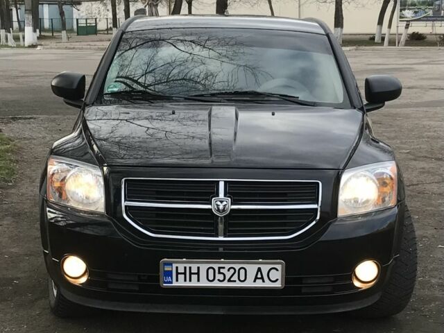 Черный Додж Калибер, объемом двигателя 2 л и пробегом 260 тыс. км за 7014 $, фото 1 на Automoto.ua