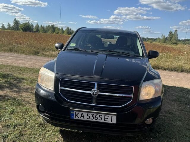 Черный Додж Калибер, объемом двигателя 2 л и пробегом 137 тыс. км за 6494 $, фото 1 на Automoto.ua