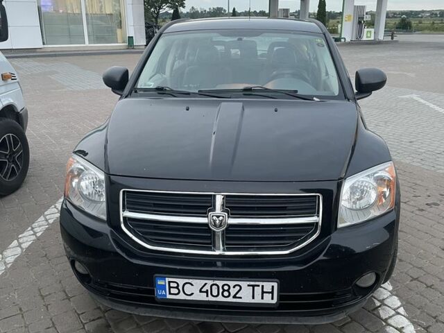 Черный Додж Калибер, объемом двигателя 2 л и пробегом 245 тыс. км за 5400 $, фото 1 на Automoto.ua