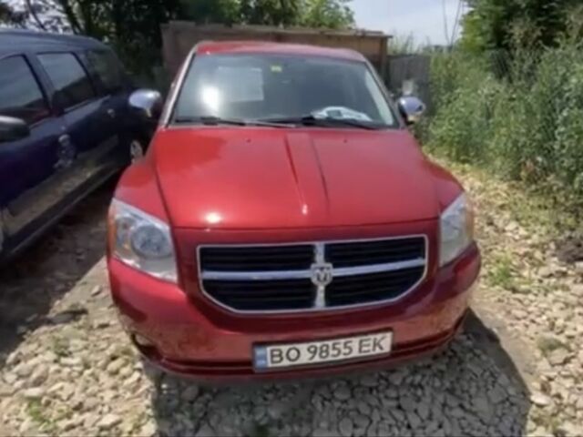 Красный Додж Калибер, объемом двигателя 2.4 л и пробегом 275 тыс. км за 7500 $, фото 1 на Automoto.ua