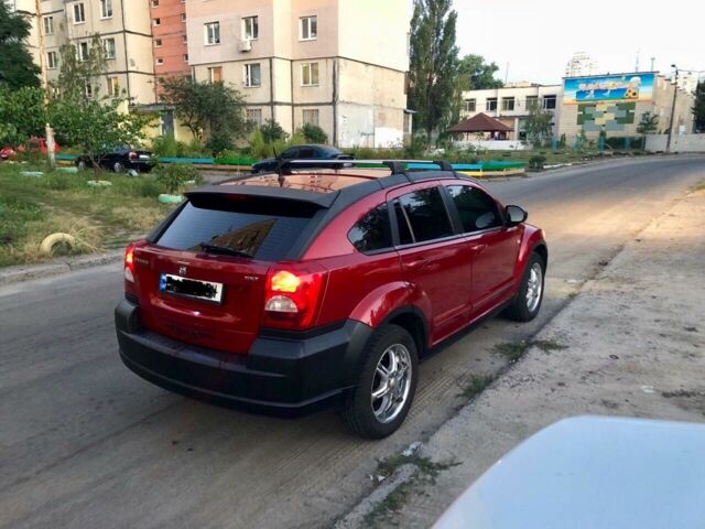 Червоний Додж Caliber, об'ємом двигуна 2 л та пробігом 200 тис. км за 7900 $, фото 1 на Automoto.ua
