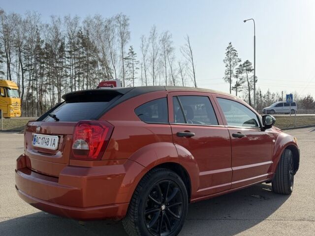 Красный Додж Калибер, объемом двигателя 2 л и пробегом 248 тыс. км за 4800 $, фото 1 на Automoto.ua