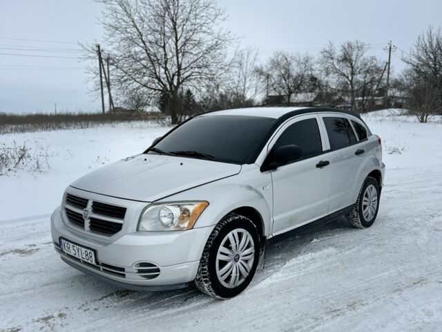 Сірий Додж Caliber, об'ємом двигуна 2 л та пробігом 250 тис. км за 2850 $, фото 1 на Automoto.ua