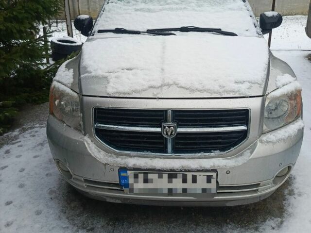 Серый Додж Калибер, объемом двигателя 2 л и пробегом 162 тыс. км за 5950 $, фото 1 на Automoto.ua