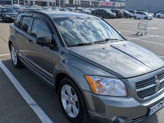 Сірий Додж Caliber, об'ємом двигуна 2 л та пробігом 177 тис. км за 7500 $, фото 1 на Automoto.ua