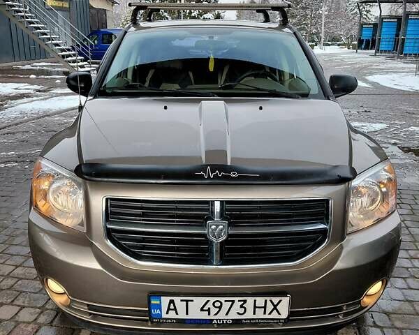 Серый Додж Калибер, объемом двигателя 2 л и пробегом 108 тыс. км за 5000 $, фото 1 на Automoto.ua