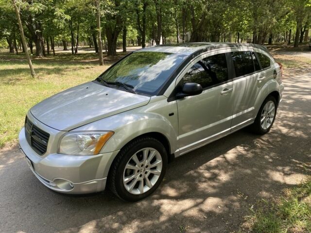 Серый Додж Калибер, объемом двигателя 2 л и пробегом 190 тыс. км за 6800 $, фото 1 на Automoto.ua