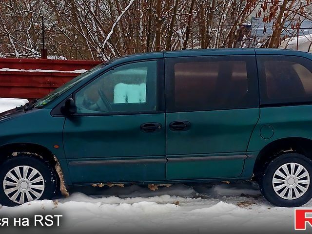 Додж Караван, объемом двигателя 2.5 л и пробегом 245 тыс. км за 3300 $, фото 1 на Automoto.ua