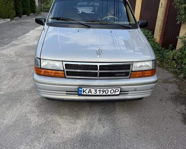 Додж Караван 1993 в Киеве на Automoto.ua Серый Додж Караван, объемом двигателя 3 л и пробегом 62 тыс. км за 4600 $, фото 1 на Automoto.ua