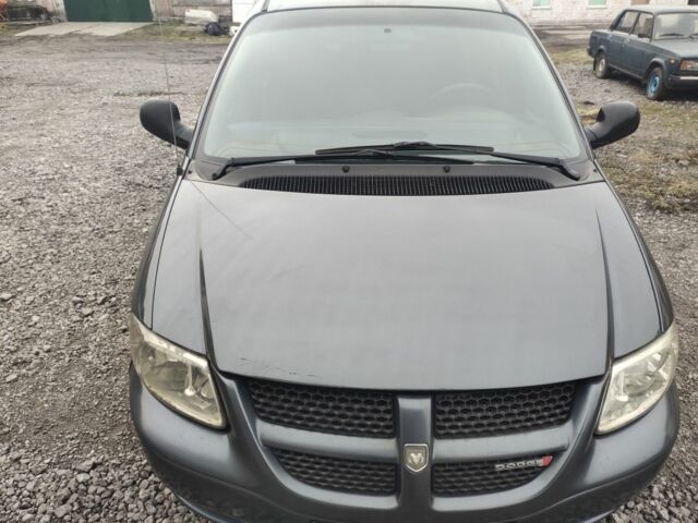 Сірий Додж Caravan, об'ємом двигуна 3 л та пробігом 380 тис. км за 4500 $, фото 1 на Automoto.ua
