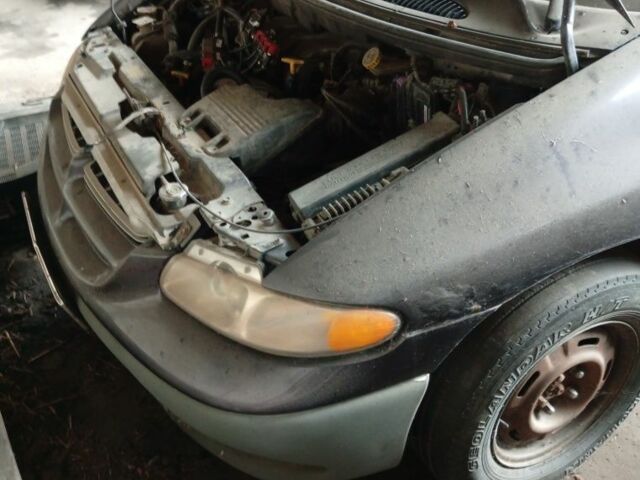 Сірий Додж Caravan, об'ємом двигуна 0 л та пробігом 250 тис. км за 1500 $, фото 1 на Automoto.ua