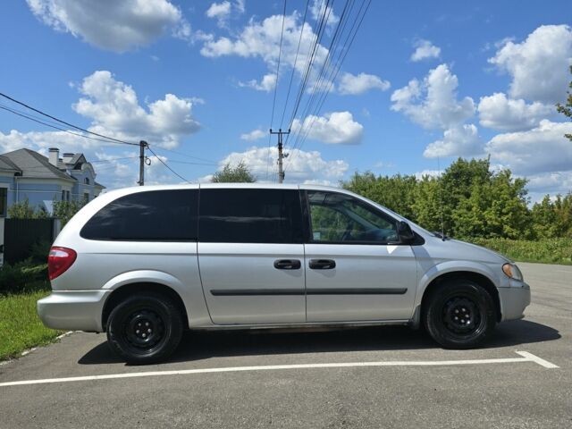 Додж Караван 2007 в Киеве на Automoto.ua Серый Додж Караван, объемом двигателя 3.3 л и пробегом 112 тыс. км за 7999 $, фото 1 на Automoto.ua