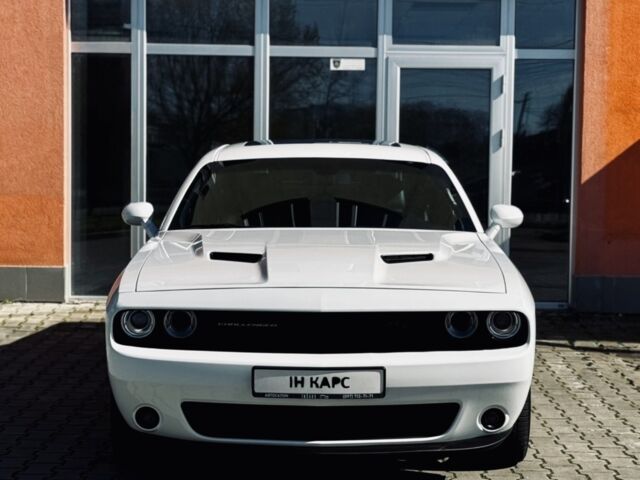 Білий Додж Challenger, об'ємом двигуна 5.7 л та пробігом 71 тис. км за 19800 $, фото 1 на Automoto.ua