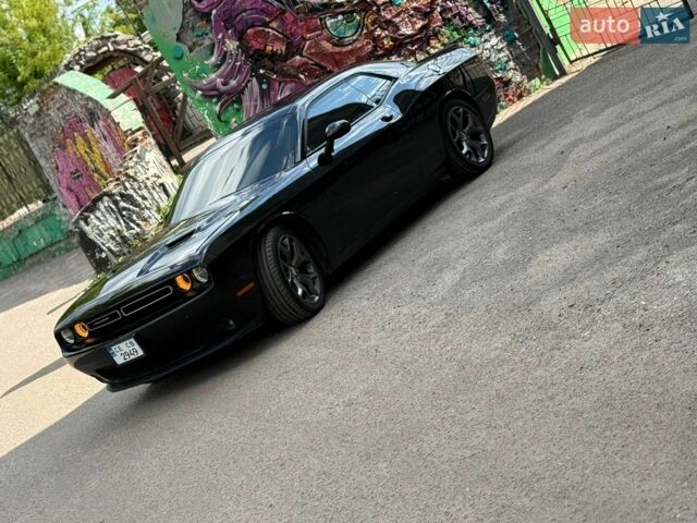 Чорний Додж Challenger, об'ємом двигуна 3.6 л та пробігом 132 тис. км за 16500 $, фото 1 на Automoto.ua