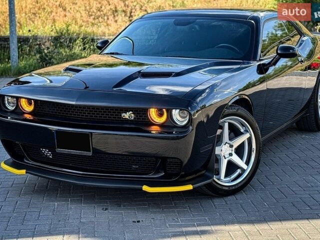 Чорний Додж Challenger, об'ємом двигуна 3.6 л та пробігом 117 тис. км за 18000 $, фото 1 на Automoto.ua
