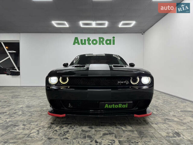 Черный Додж Челенджер, объемом двигателя 3.6 л и пробегом 100 тыс. км за 17999 $, фото 1 на Automoto.ua