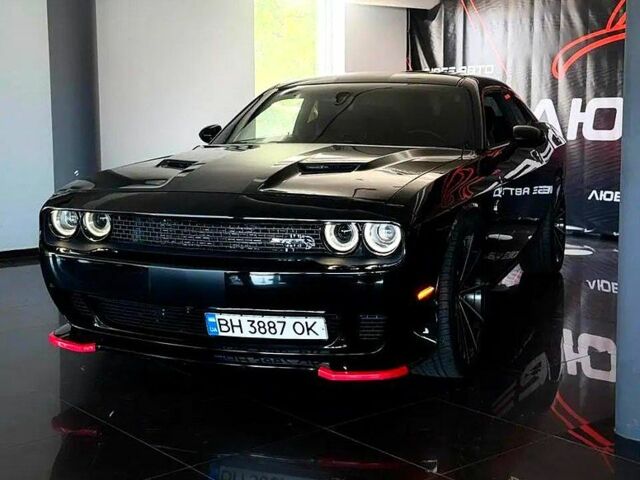 Черный Додж Челенджер, объемом двигателя 3.6 л и пробегом 99 тыс. км за 20000 $, фото 1 на Automoto.ua