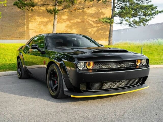 Чорний Додж Challenger, об'ємом двигуна 6.2 л та пробігом 61 тис. км за 8341 $, фото 1 на Automoto.ua