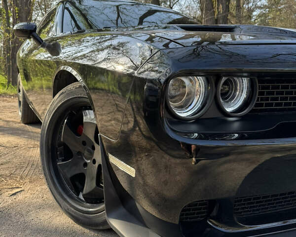 Чорний Додж Challenger, об'ємом двигуна 3.6 л та пробігом 163 тис. км за 23000 $, фото 1 на Automoto.ua
