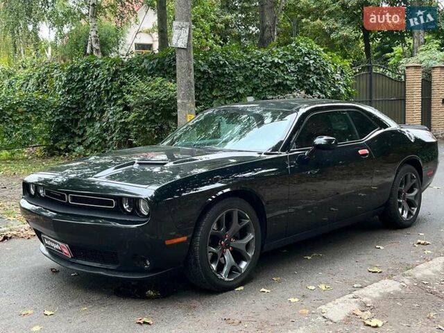 Додж Челенджер 2018 в Киеве на Automoto.ua Черный Додж Челенджер, объемом двигателя 3.6 л и пробегом 137 тыс. км за 21290 $, фото 1 на Automoto.ua