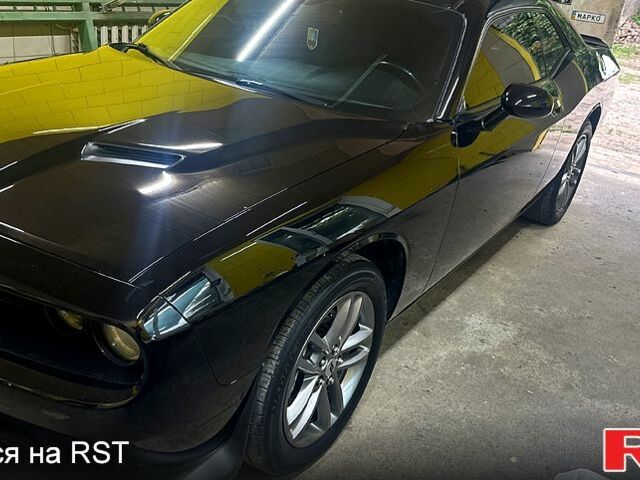 Чорний Додж Challenger, об'ємом двигуна 3.6 л та пробігом 156 тис. км за 20000 $, фото 1 на Automoto.ua