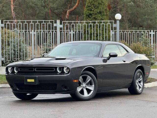 Чорний Додж Challenger, об'ємом двигуна 3.6 л та пробігом 137 тис. км за 16800 $, фото 1 на Automoto.ua