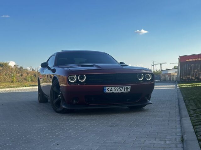 Червоний Додж Challenger, об'ємом двигуна 5.7 л та пробігом 73 тис. км за 18067 $, фото 1 на Automoto.ua