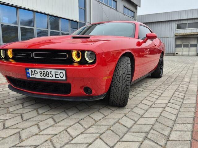 Червоний Додж Challenger, об'ємом двигуна 3.6 л та пробігом 124 тис. км за 15700 $, фото 1 на Automoto.ua