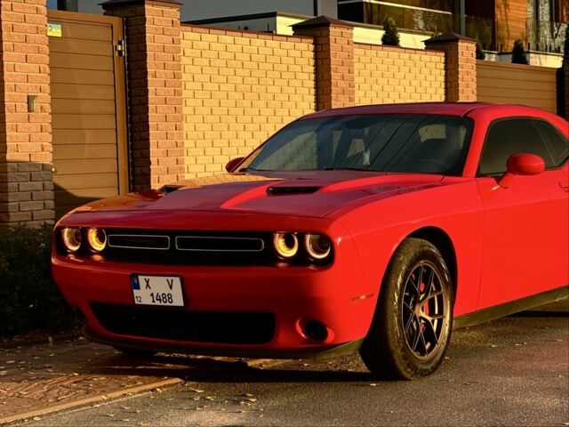 Додж Челенджер 2016 в Кропивницком (Кировограде) на Automoto.ua Красный Додж Челенджер, объемом двигателя 3.6 л и пробегом 160 тыс. км за 17200 $, фото 1 на Automoto.ua