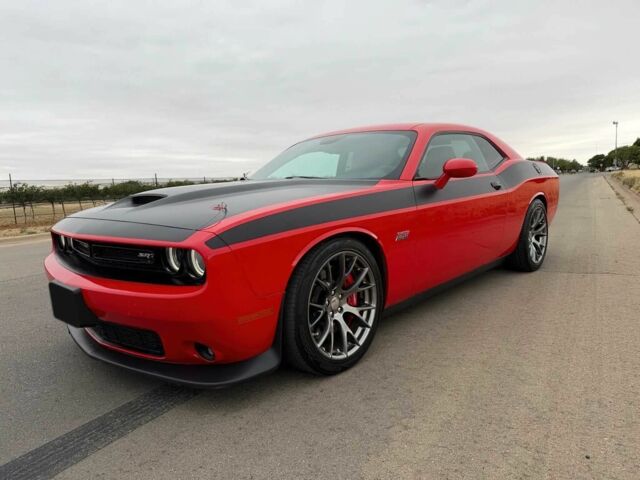 Червоний Додж Challenger, об'ємом двигуна 6.4 л та пробігом 79 тис. км за 4393 $, фото 1 на Automoto.ua