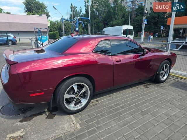 Червоний Додж Challenger, об'ємом двигуна 3.6 л та пробігом 143 тис. км за 16800 $, фото 1 на Automoto.ua